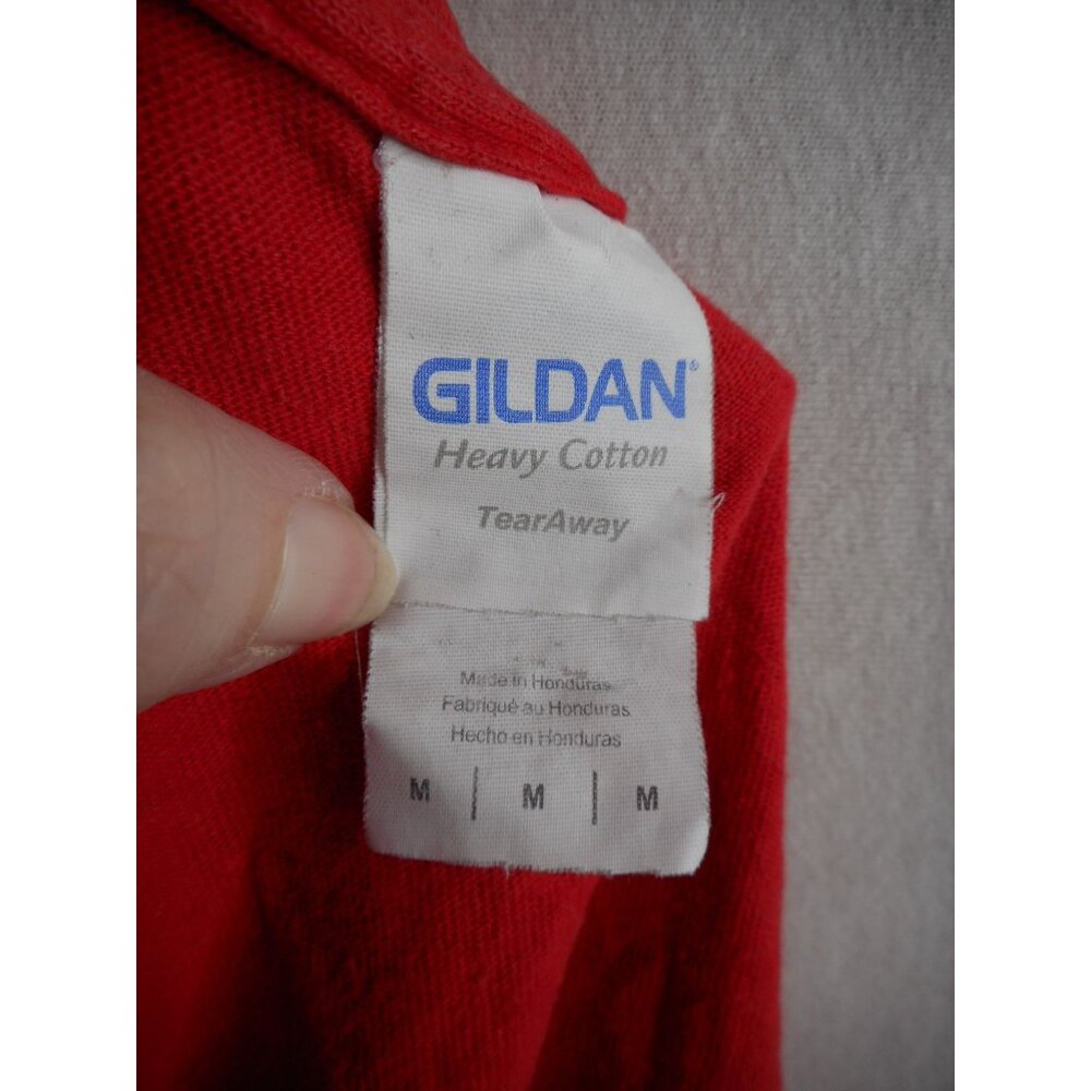 Red Gildan Graphic T Shirt Sz M Juniata Track Field 2017 Champions Cotton - Picture 5 of 5